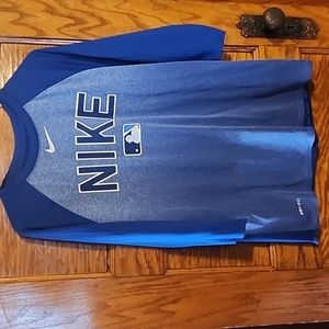 Nike baseball‎ shirts